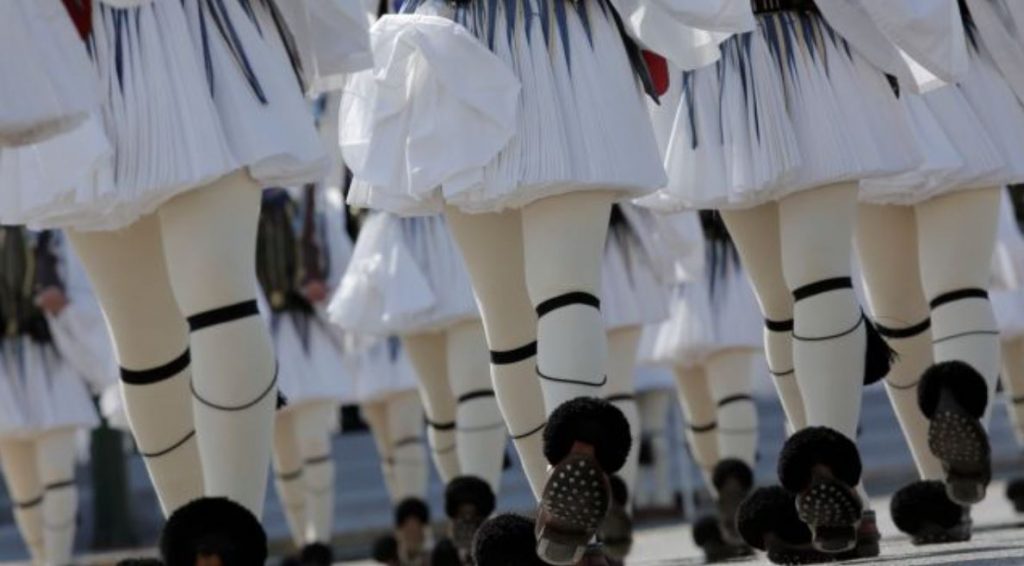 25η Μαρτίου: Συγκίνηση στην παρέλαση στην Αθήνα – Τα μηνύματα της πολιτικής ηγεσίας