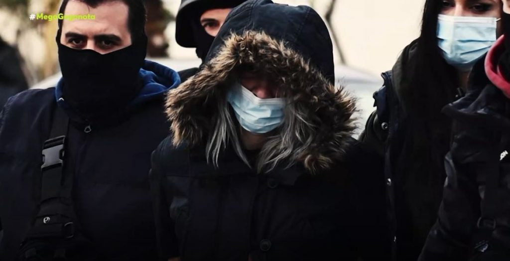 Ρούλα Πισπιρίγκου: Παρακολουθεί τις εξελίξεις μέσα από το κελί – Το μήνυμα στον Μάνο Δασκαλάκη