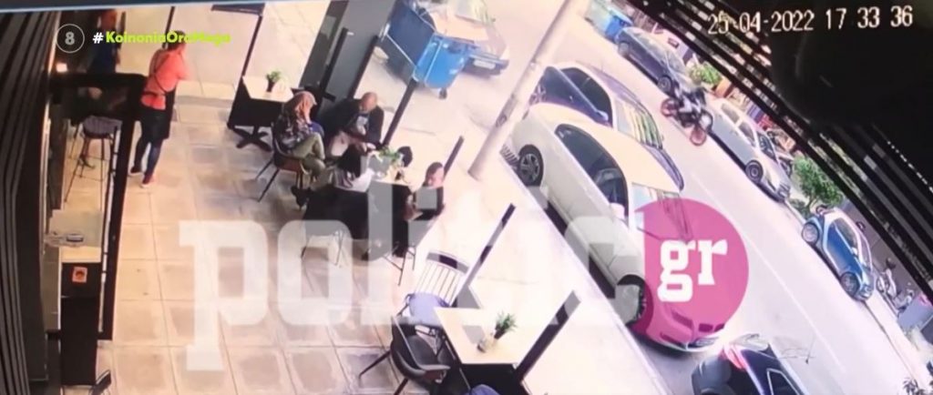 Θεσσαλονίκη: Νεκρός 27χρονος οδηγός μοτοσυκλέτας που έπεσε πάνω στα σταθμευμένα αυτοκίνητα