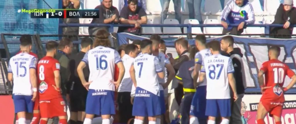 Super League: Ο Ρομέρο έχασε τις αισθήσεις του μετά από πτώση