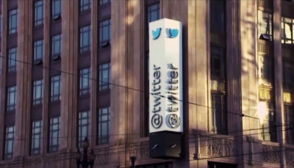 Twitter: Τα πάνω κάτω φέρνει η νέα επενδυτική κίνηση του Elon Musk