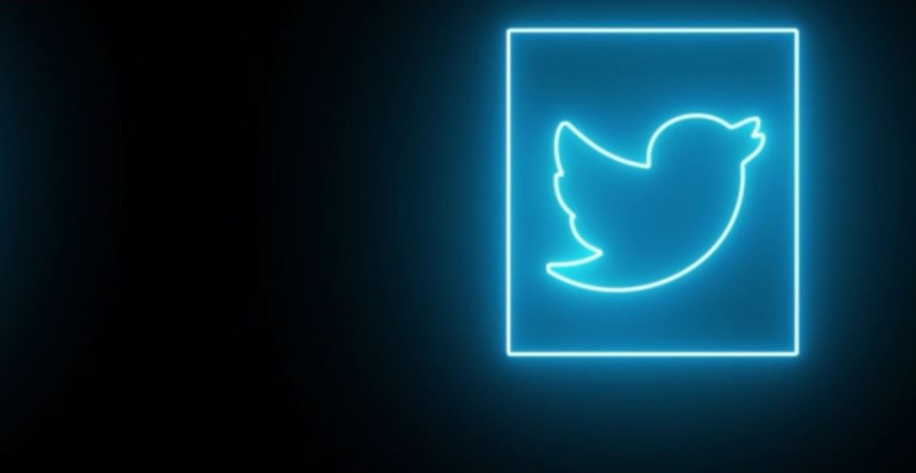 Έλον Μασκ: Εξαγόρασε το Twitter με 44 δισ. δολάρια