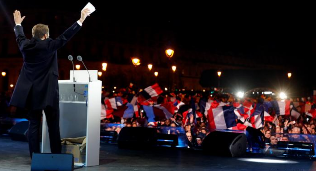 Γαλλία: Προηγείται ο Μακρόν στις τελευταίες δημοσκοπήσεις