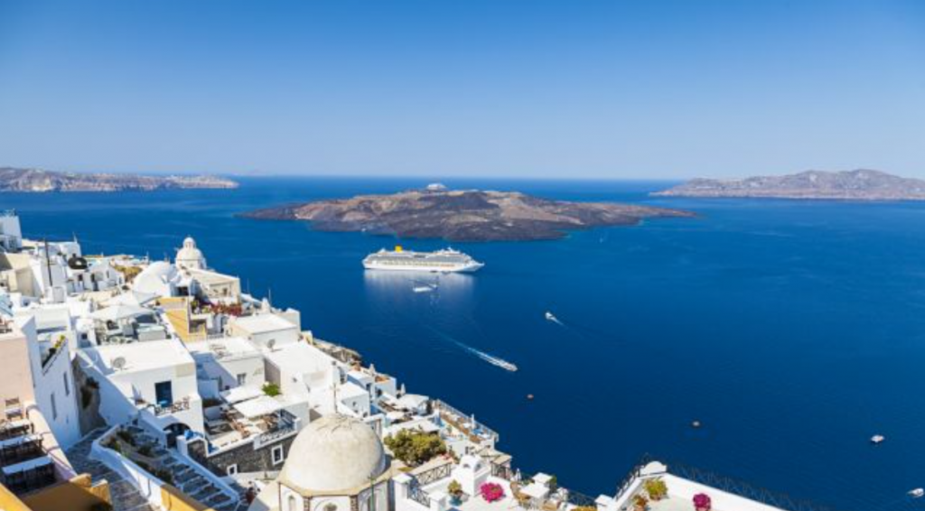 Πάσχα: «Πλημμύρισαν» τουρίστες η Αθήνα & τα κοντινά νησιά