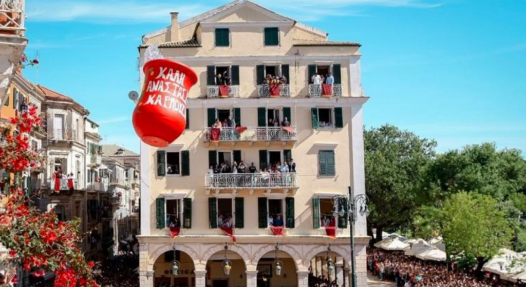 Όπου φύγει φύγει για το Πάσχα – Ανάρπαστα τα καταλύματα σε γνωστούς ταξιδιωτικούς προορισμούς