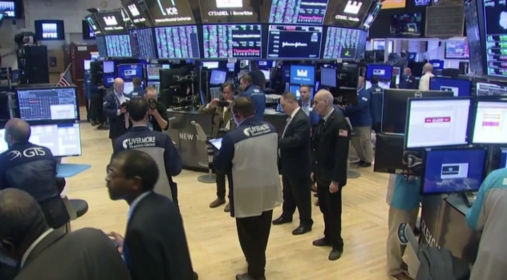 Ο φόβος του οικονομικού κραχ «σκεπάζει» Ευρώπη και ΗΠΑ