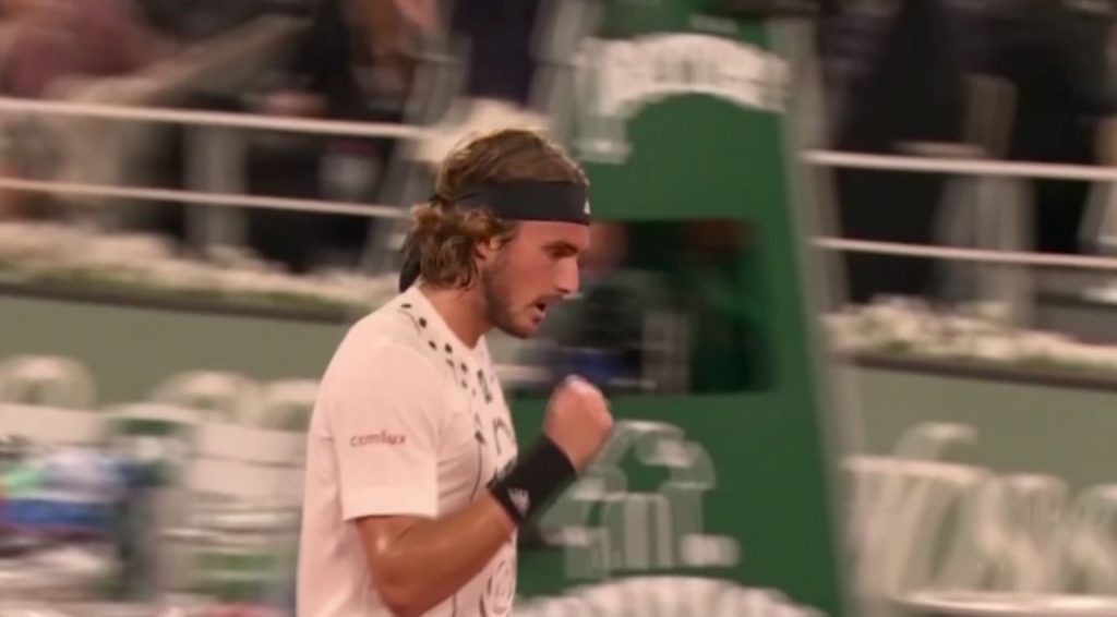 Roland-Garros: Περιπετειώδης πρεμιέρα για το Στέφανο Τσιτσιπά – Νίκησε με ανατροπή το Λορέντζο Μουζέτι