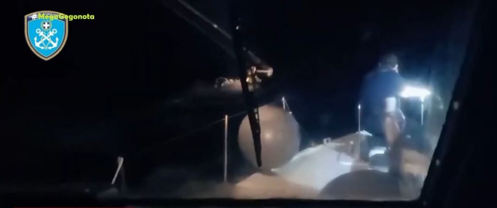 Ρόδος: Επεισόδιο με σκάφος του λιμενικού και ταχύπλοο που μετέφερε μετανάστες – Έπεσαν πυροβολισμοί στον αέρα – Σύλληψη Τούρκου διακινητή