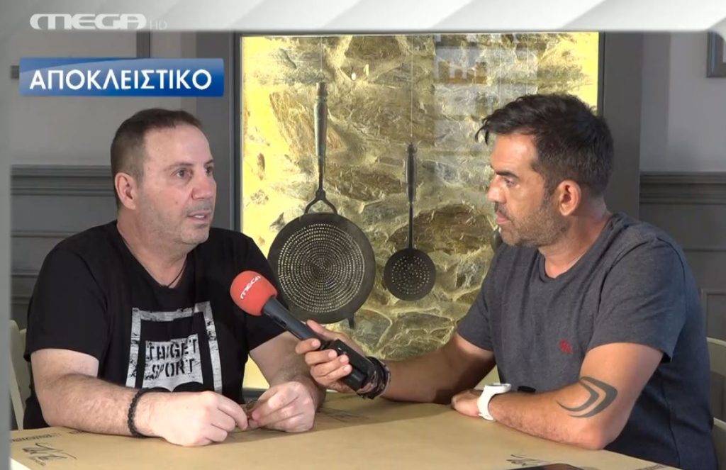 Βασίλης Γκουρούσης: Η Τέτα Καμπουρέλη άντεξε αυτούς τους μήνες γιατί ήταν μαζί με τα παιδιά & τα εγγόνια της