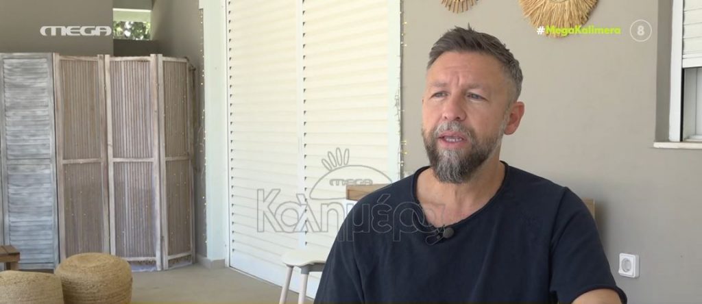 Γιάννης Βαρδής: «Ήμασταν άγνωστοι με τον πατέρα μου, υπήρχε επιφανειακή σχέση»