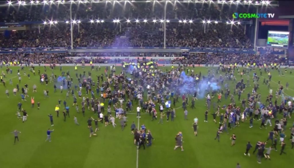 Επεισόδιο μεταξύ προπονητή και φιλάθλου στην Premier League