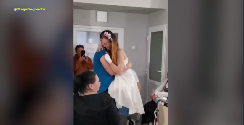 Ουκρανία: Συγκίνηση & μαθήματα ζωής από 23χρονη