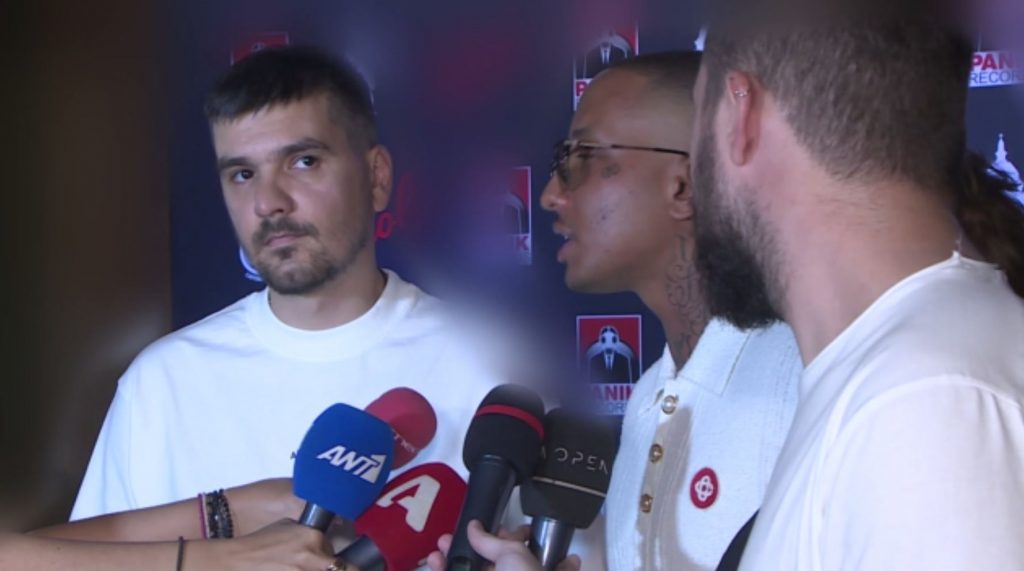 Light: «Αν θέλετε ραπ, αυτό είναι, αλλιώς ακούστε εκκλησιαστικά, Πέγκυ Ζήνα, Γαρμπή»