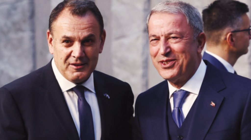 Χαμηλώνει τους τόνους ο Ακάρ, αλλά ρίχνει τα βέλη σε Έλληνες πολιτικούς