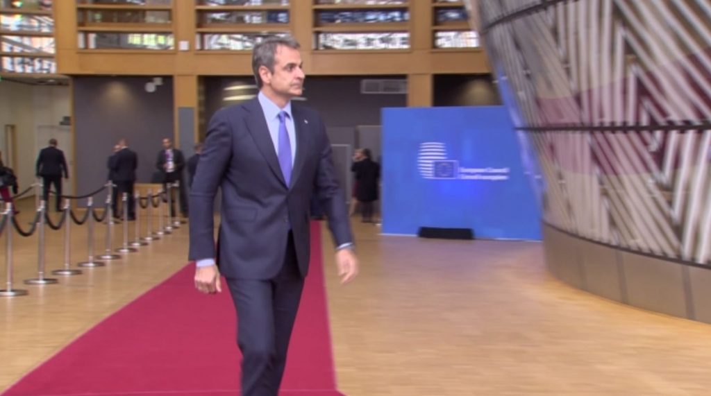 Φουντώνουν οι φήμες για εκλογές – «Όχι» από την κυβέρνηση, «ναι» από την αντιπολίτευση