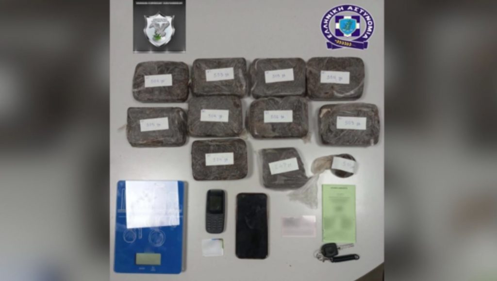 Θεσσαλονίκη: Χειροπέδες σε 3 μέλη κυκλώματος διακίνησης ναρκωτικών