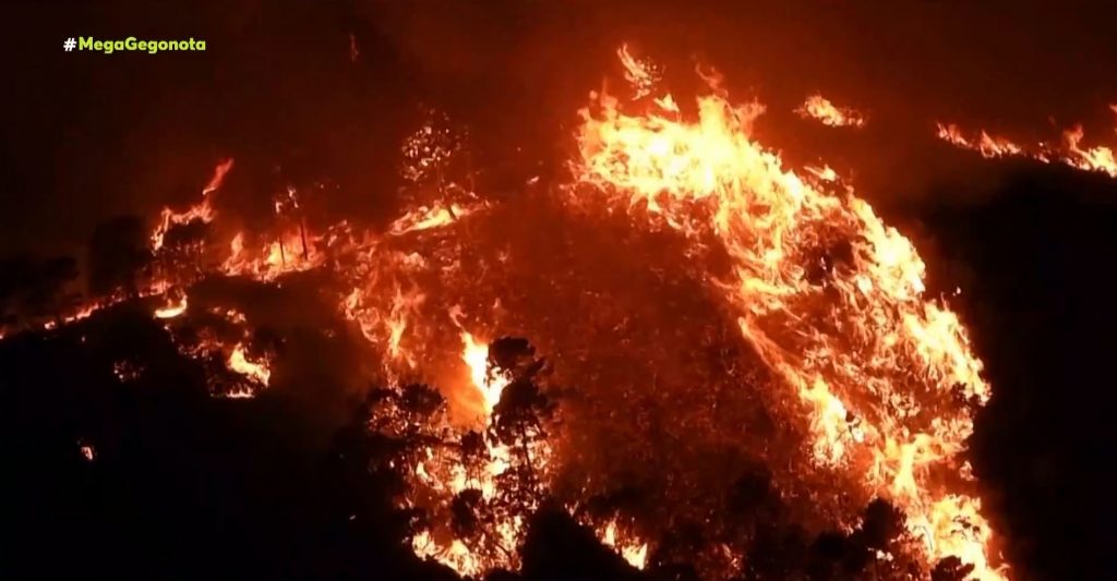 Ισπανία: Στις φλόγες η Ανδαλουσία – Απειλούνται σπίτια & τουριστικά θέρετρα