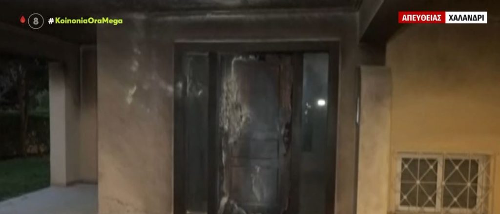 Επίθεση με γκαζάκια τα ξημερώματα στο σπίτι του Άρη Πορτοσάλτε – «Είμαι διαρκώς απειλούμενος», λέει ο δημοσιογράφος