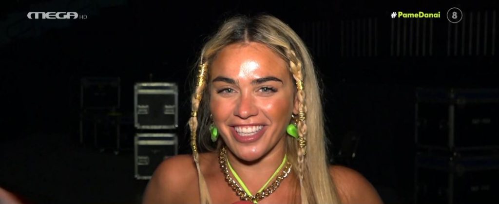 Αγαπημένοι καλλιτέχνες απαντούν: Ποιό είναι το πιο απίστευτο πράγμα που τους έχει συμβεί επί σκηνής;