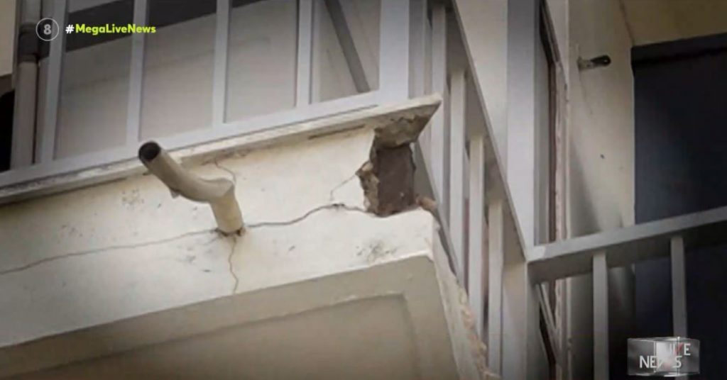 Συγκλονίζει η γειτόνισσα της 36χρονης: «Μου κράταγε το χέρι και έπεφτε στο κενό»