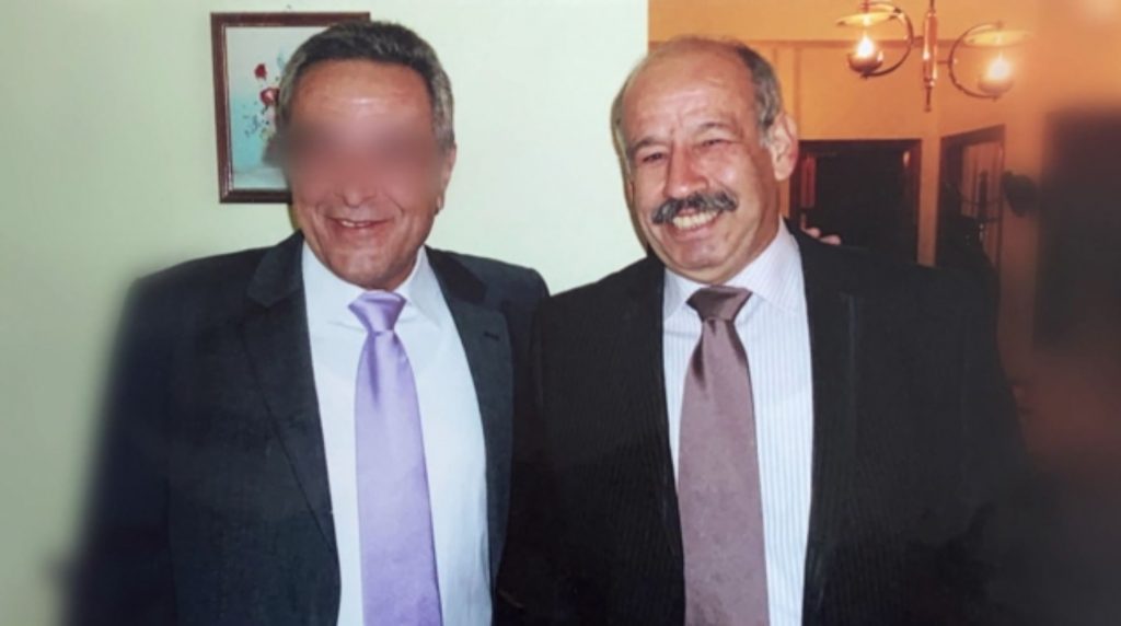 «Λένε ότι βρίσκεται κάπου στο εξωτερικό και περνάει καλά…»