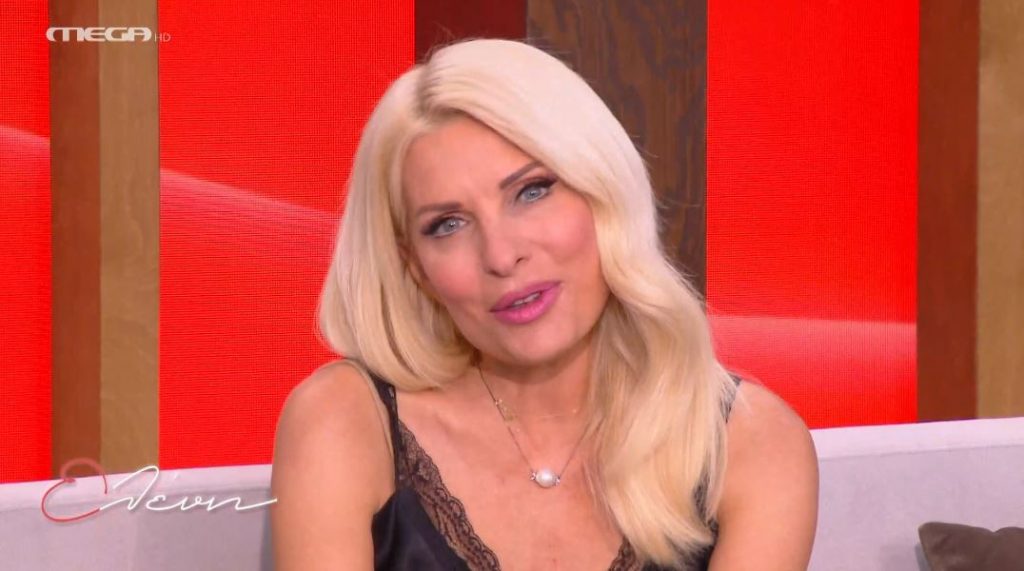 Ελένη, με την Ελένη Μενεγάκη (21/06/2022) - 