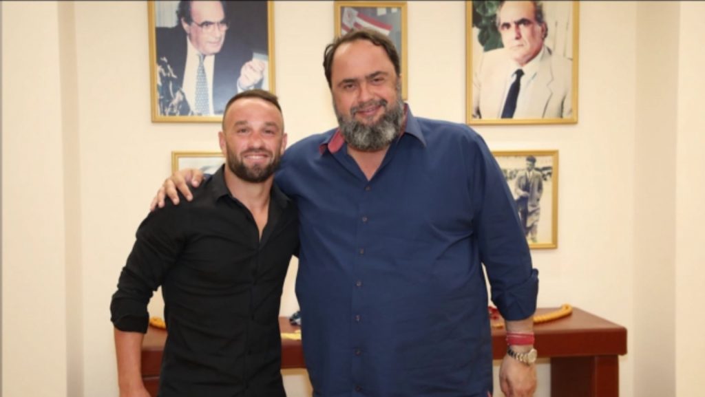 Συνεχίζει στον Ολυμπιακό ο Βαλμπουενά