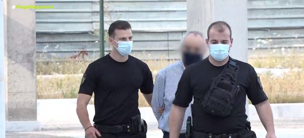 Υπόθεση ψευτογιατρού: Κυνικός και προκλητικός στο δικαστήριο