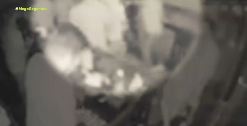 Ραφήνα: Καρέ καρέ η συμπλοκή στο μπαρ με θύμα τον 42χρονο