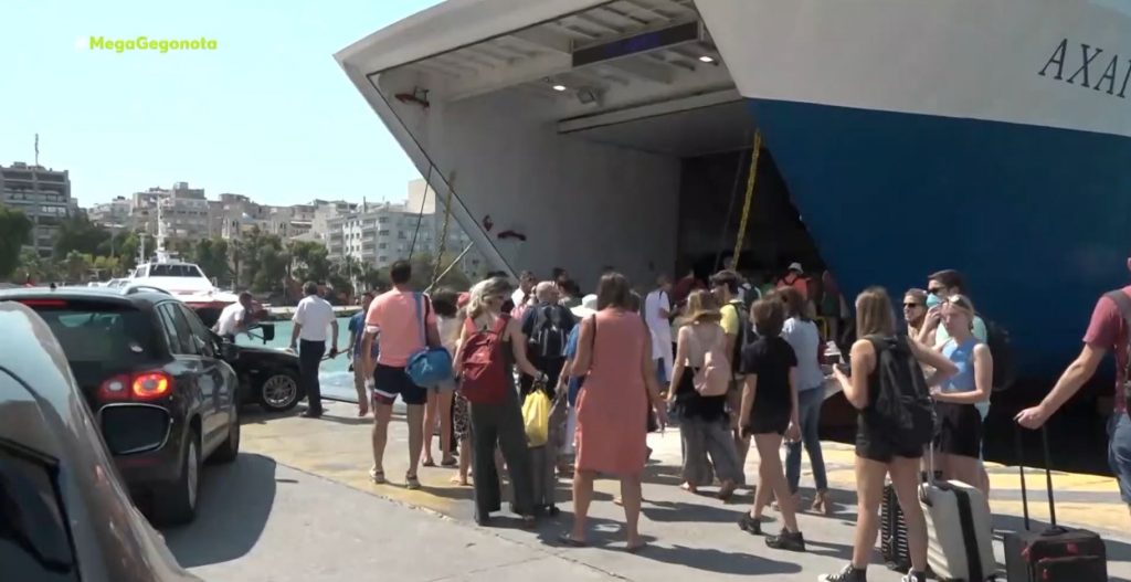 Διακοπές: Ξεκίνησε η «μεγάλη έξοδος» των εκδρομέων του Ιουλίου