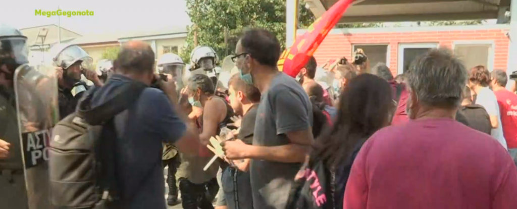 Ένταση στην απεργία στην «Μαλαματίνα»