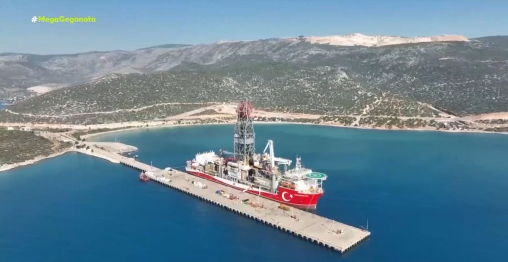 Τουρκία: Αντίστροφη μέτρηση για τον απόπλου του «Αμπντούλ Χαμίντ Χαν»