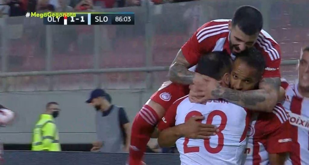 Ολυμπιακός: Σύνθημα πρόκρισης επί της Σλόβαν από τον Κάρλος Κορμπεράν