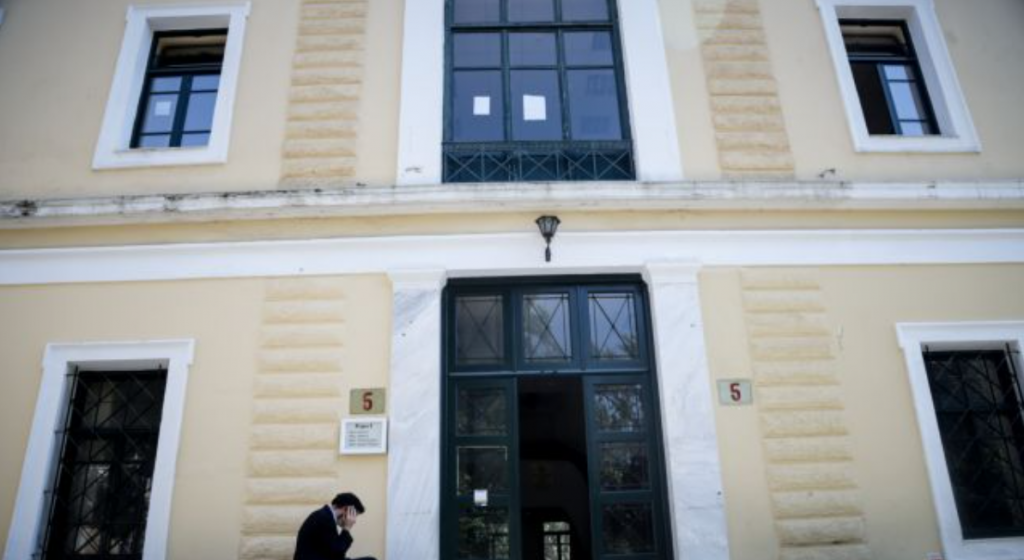 Χαλάνδρι: Ελεύθεροι οι γονείς της 8χρονης που πέθανε από θερμοπληξία