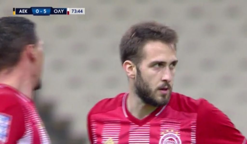 Συνεχίζει στον Ολυμπιακό ο Φορτούνης