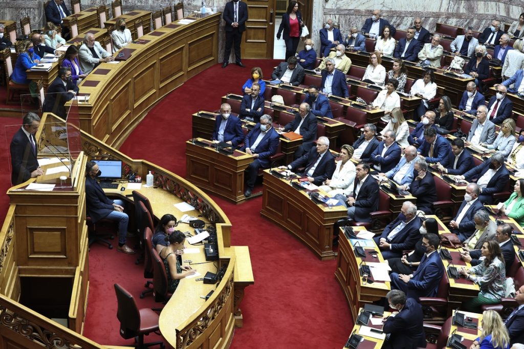 Κοραή: «Πρεμιέρα» των μαχών που θα ακολουθήσουν στη Βουλή