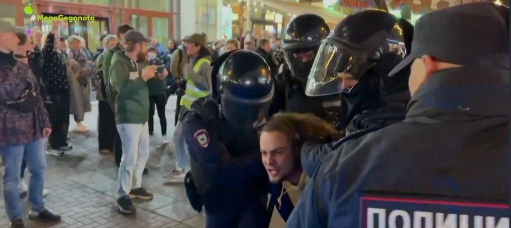 Επιστράτευση Ρωσία: Φεύγουν μαζικά οι νεαροί άνδρες