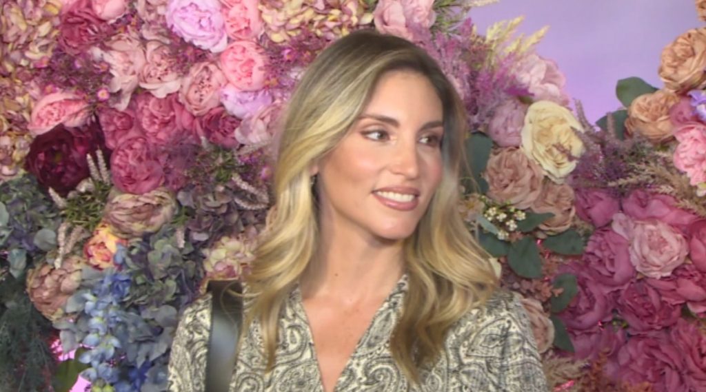 Αθηνά Οικονομάκου: «Δίνω πολλές συμβουλές στη Μαίρη Συνατσάκη για την εγκυμοσύνη της»