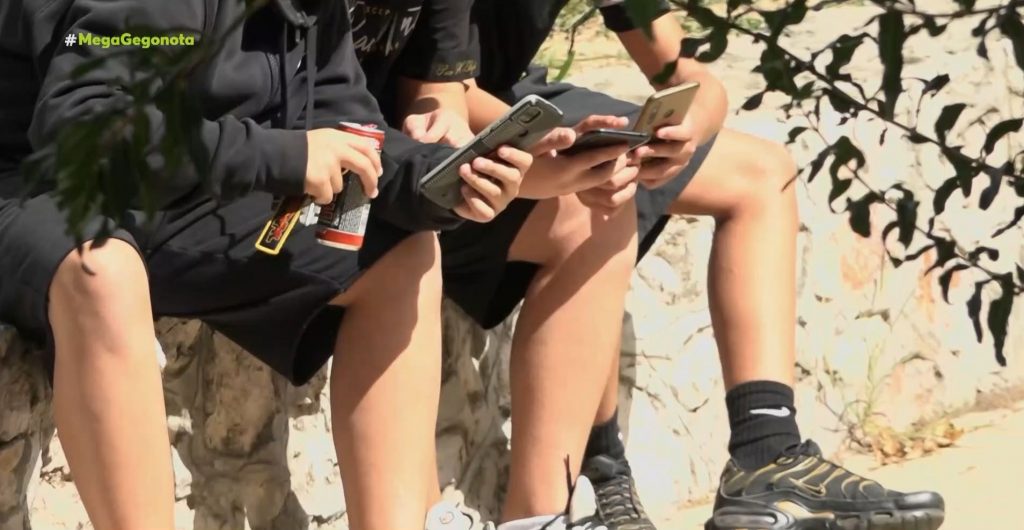 Συμμορίες ανηλίκων τρομοκρατούν καθημερινά μαθητές και εφήβους