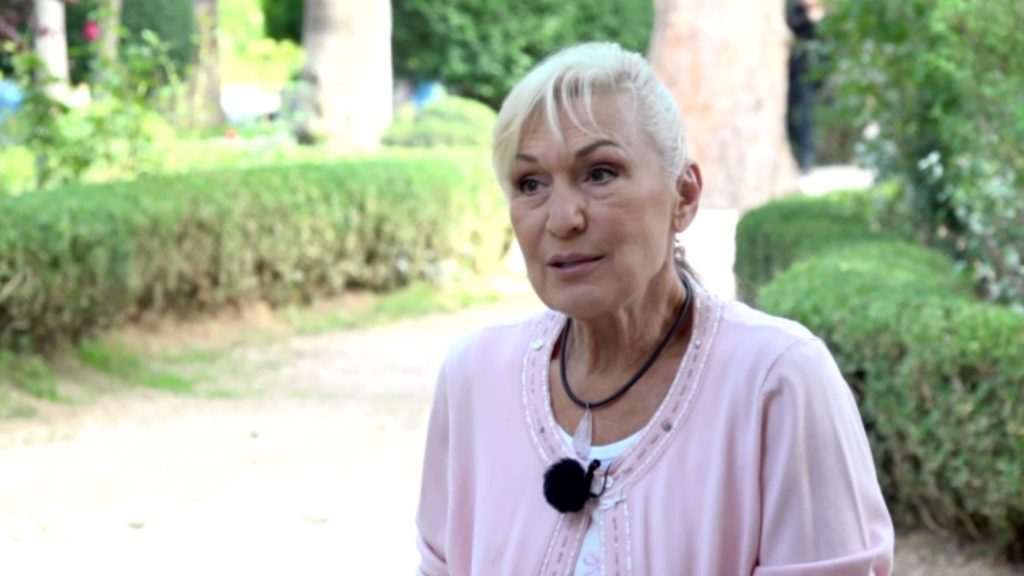 Σόφη Ζαννίνου: «Τον πατέρα μου τον έβλεπα και κατουριόμουν επάνω μου»