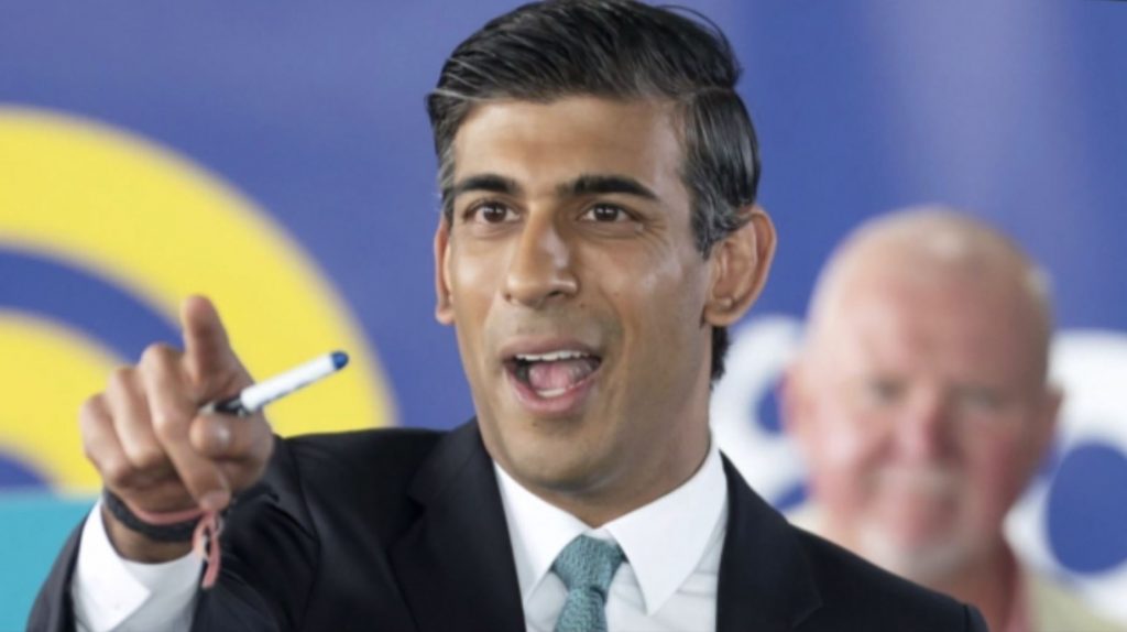 Ρίσι Σούνακ: Πώς από golden boy έγινε ένας από τους πιο πλούσιους Βρετανούς ινδικής καταγωγής