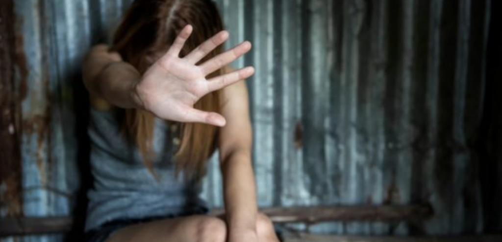 Σεπόλια: Προσήλθαν άλλοι τρεις αυτοβούλως στη ΓΑΔΑ για την υπόθεση βιασμού της 12χρονης