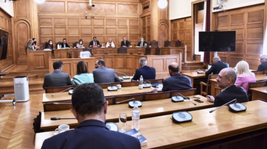 Εξεταστική Επιτροπή: «Κατέρρευσαν σαν χάρτινος πύργος οι καταγγελίες της αντιπολίτευσης», λέει η ΝΔ