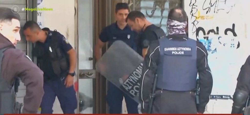 Ληστεία σε κατάστημα στη Θεσσαλονίκη: Καρέ – καρέ η επιχείρηση της Αστυνομίας και οι συλλήψεις