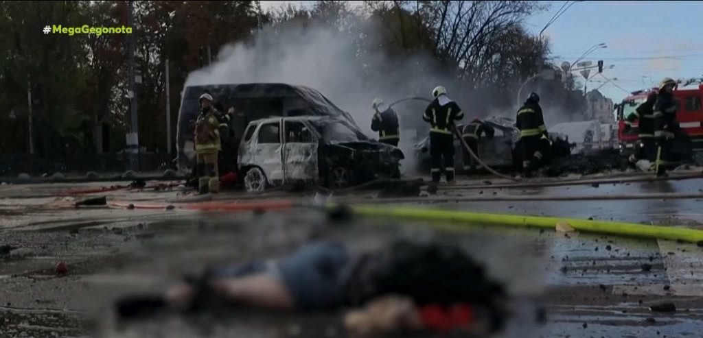 Ουκρανία: 19 νεκροί, πάνω από 100 τραυματίες από τους ρωσικούς βομβαρδισμούς