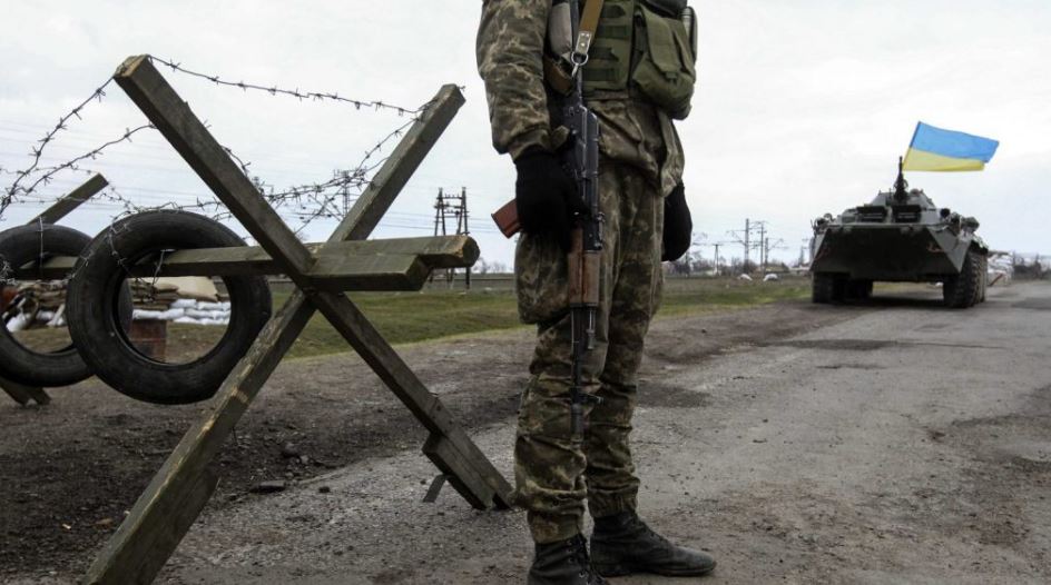 Η σημαία της Ουκρανίας κυματίζει στη Χερσώνα – Ολοκληρώθηκε η απόσυρση του ρωσικού στρατού