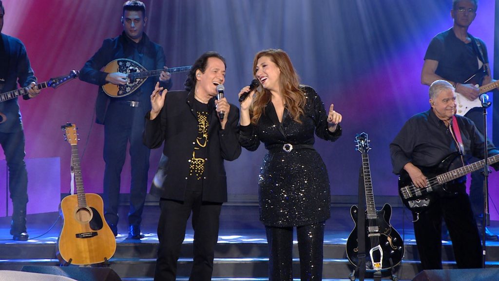 Πασχάλης και Μαντώ στο υπέροχο “Εμείς” του Φοίβου