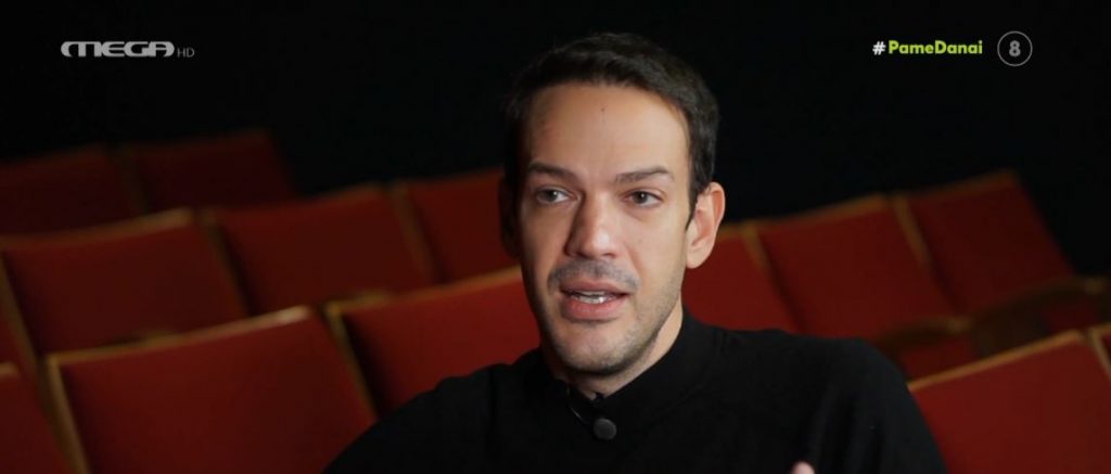 Μίνως Θεοχάρης: Δεν χωράω σε καμία κατηγορία – Ζω τη ζωή μου με ελευθερία