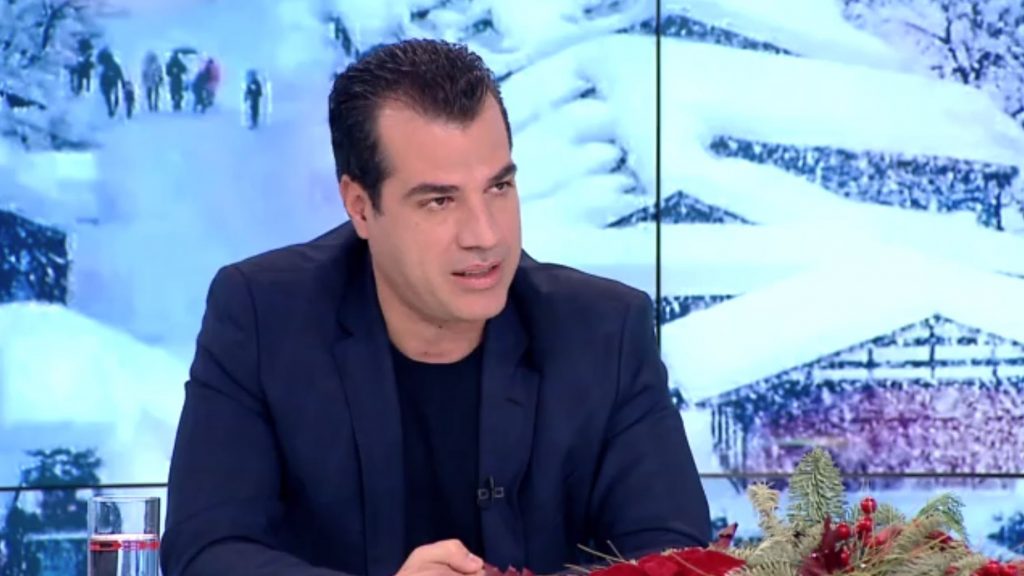 Ο υπουργός Υγείας, Θ. Πλεύρης στο MEGA: «Λείπουν τα εισαγόμενα φάρμακα και όχι αυτά που παράγονται στην Ελλάδα»