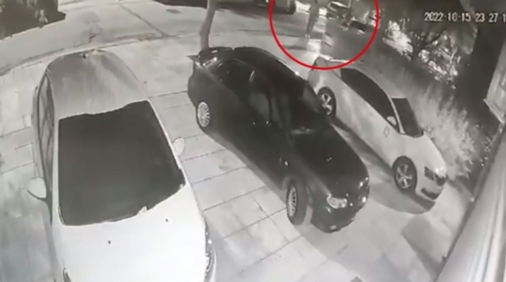 Παλαιό Φάληρο: Φόβος και τρόμος παρέα ανηλίκων που κλέβει περαστικούς